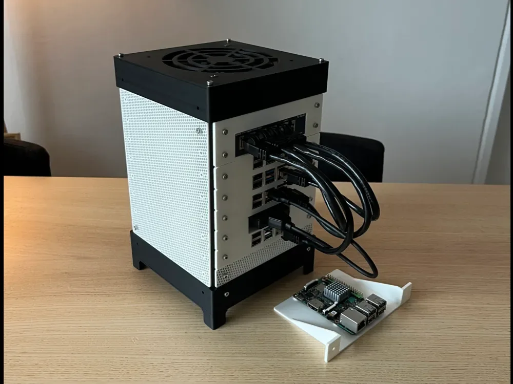 Creator design reference for Microlab 4U Rack Frame Components — 10 Pieces; included printed parts are specified in the listing.
