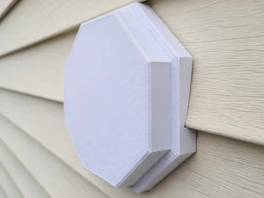 Creator design reference for Vinyl Siding Surface Mounting Block; included printed parts are specified in the listing.