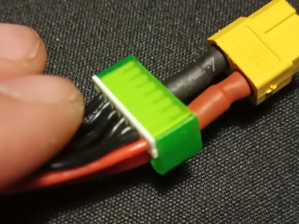 Creator design reference for 4S Balance Plug Cable Clip — 16 AWG; included printed parts are specified in the listing.